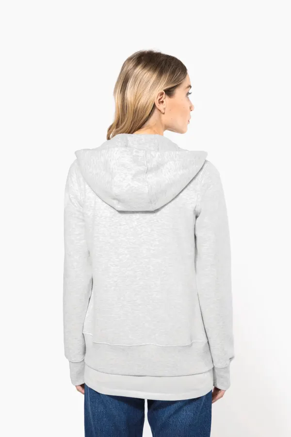 Sweat-shirt zippé capuche femme porté — vue 1