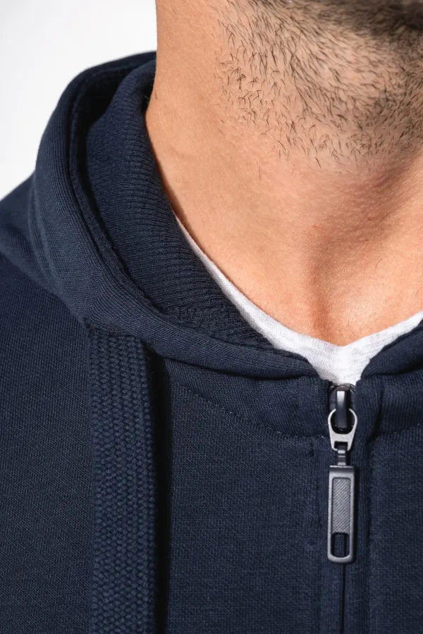 Sweat-shirt zippé capuche homme porté — vue 2