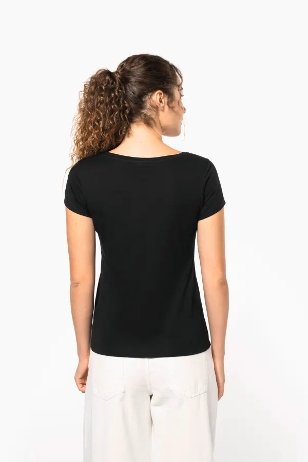 T-shirt col bateau manches courtes femme porté — vue 1