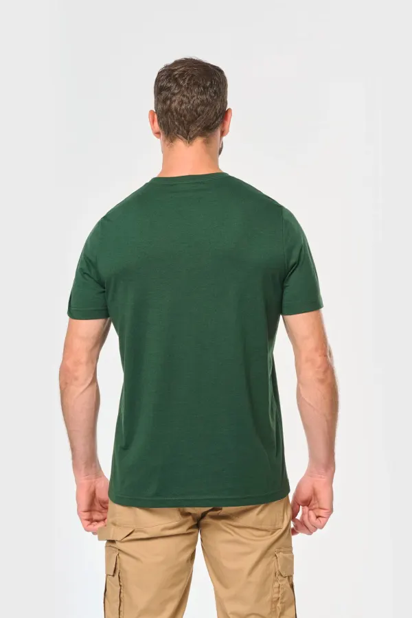 T-shirt col rond écoresponsable homme porté — vue 1