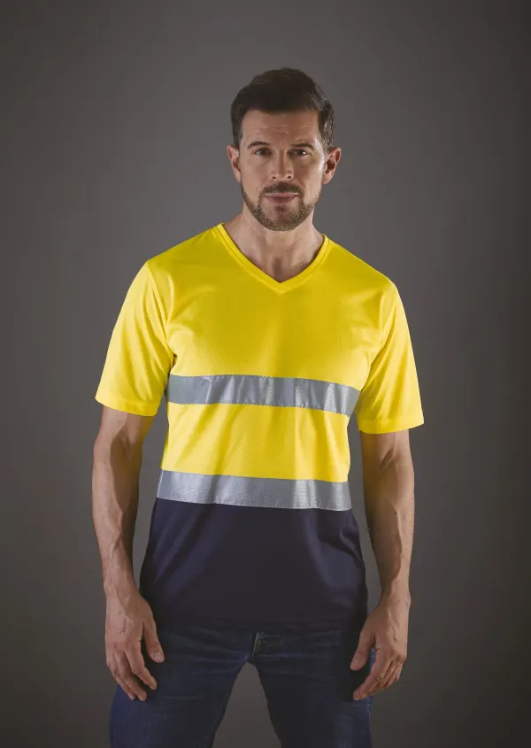 T-shirt col V haute visibilité Top Cool porté — vue 1