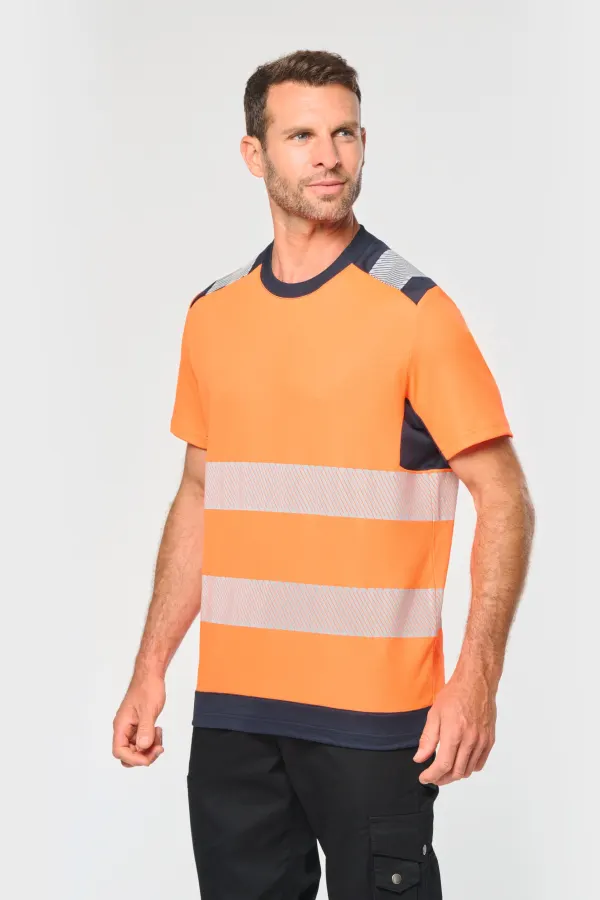 T-shirt de sécurité recyclé manches courtes unisexe porté — vue 1