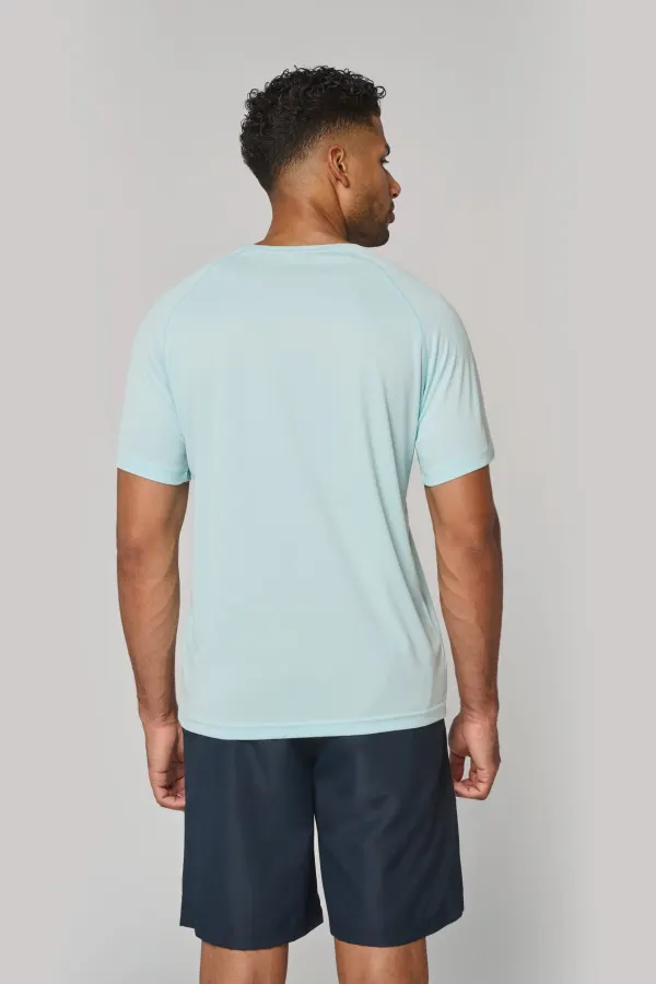 T-shirt de sport à col rond recyclé homme porté — vue 1