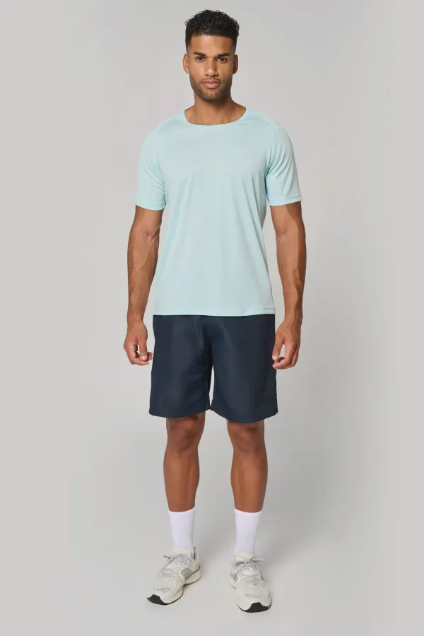 T-shirt de sport à col rond recyclé homme porté — vue 2