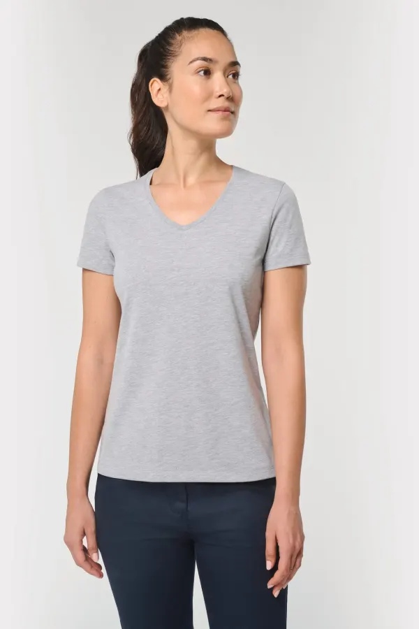 T-shirt écoresponsable col V antibactérien femme porté — vue 2
