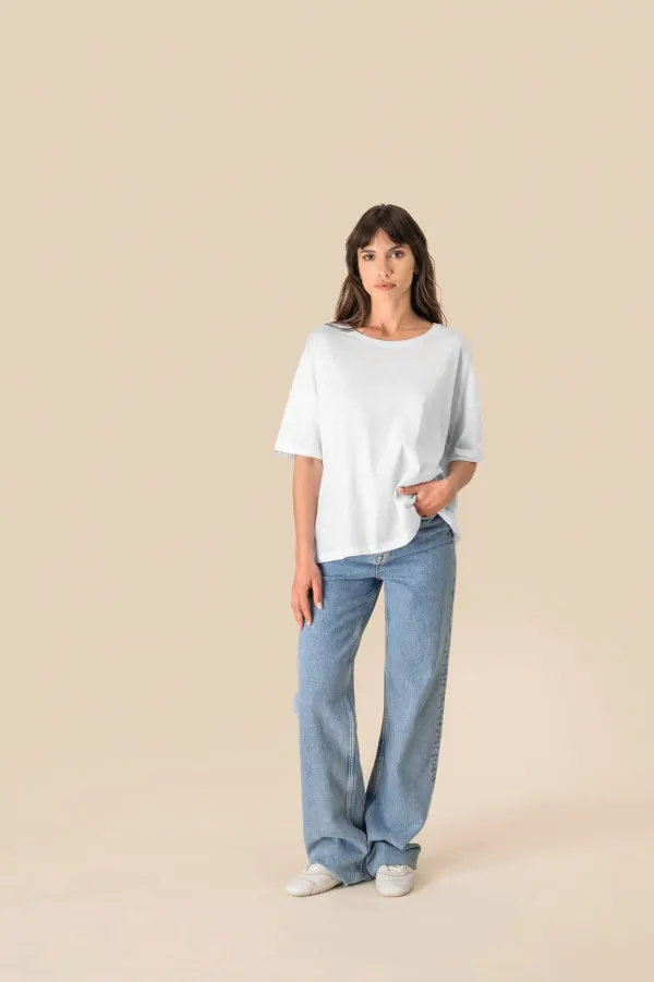 T-shirt écoresponsable slub oversize femme porté — vue 1