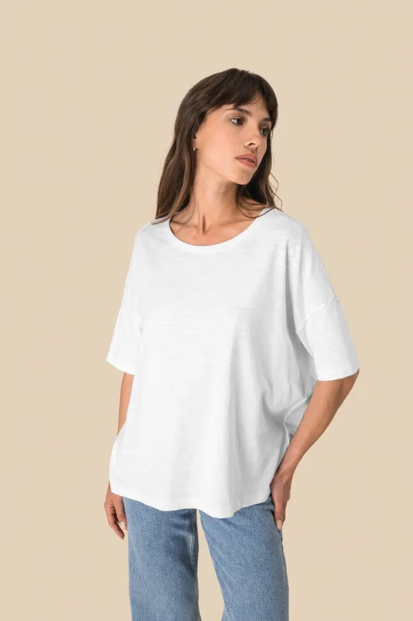 T-shirt écoresponsable slub oversize femme porté — vue 2