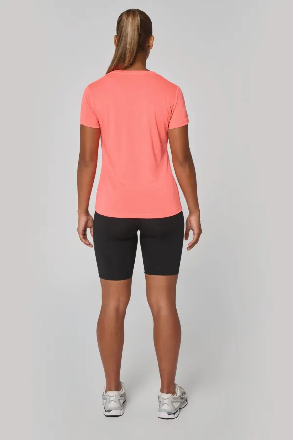 T-shirt triblend sport femme porté — vue 3