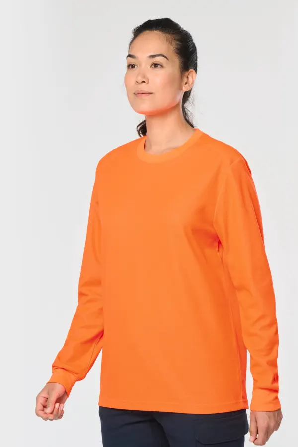 T-shirt unisexe écoresponsable manches longues coton/polyester porté — vue 3