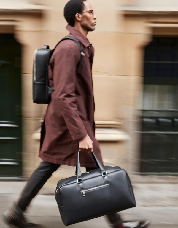 Tailored Luxe Weekender porté — vue 4
