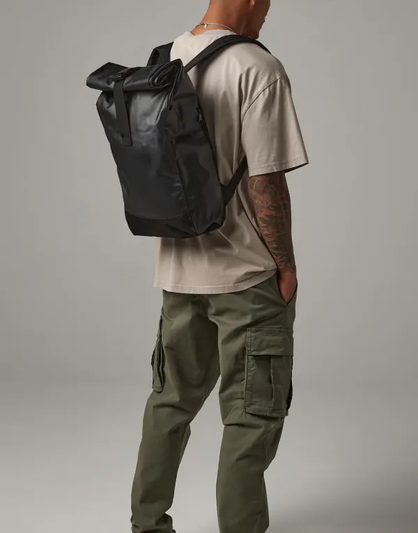 Tarp Roll Top Backpack porté — vue 1