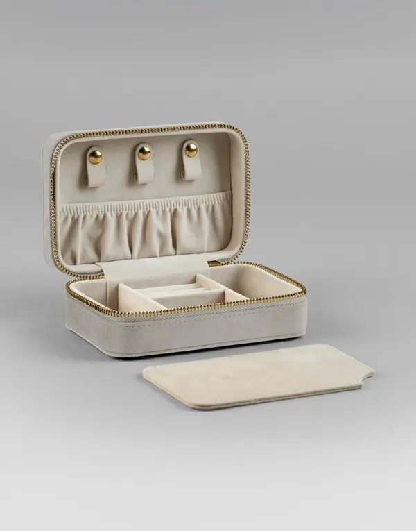 Velvet Travel Jewellery Box porté — vue 3