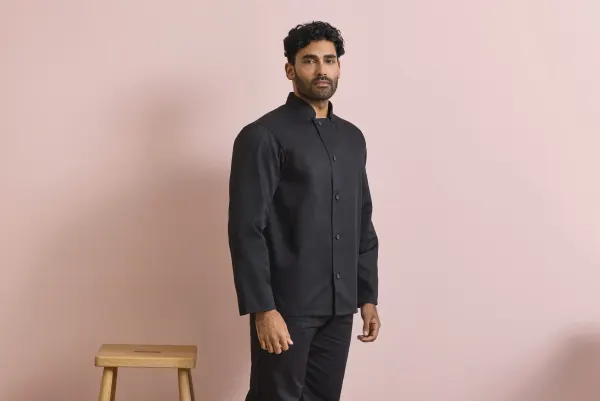 Veste chef cuisinier manches longues "Essential" porté — vue 4