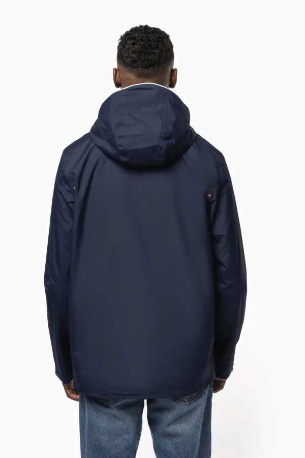 Veste imperméable unisexe porté — vue 1