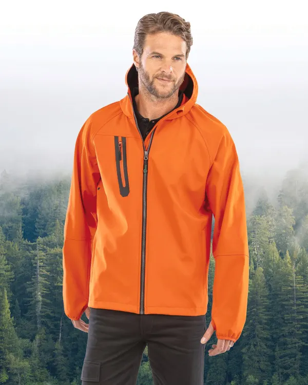 Veste Softshell 3 couches recyclée à capuche unisexe porté — vue 3