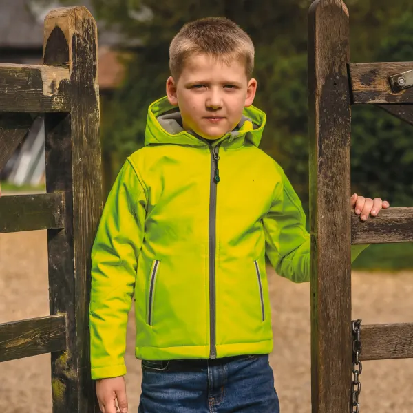 Veste Softshell Capuche Enfant porté — vue 3