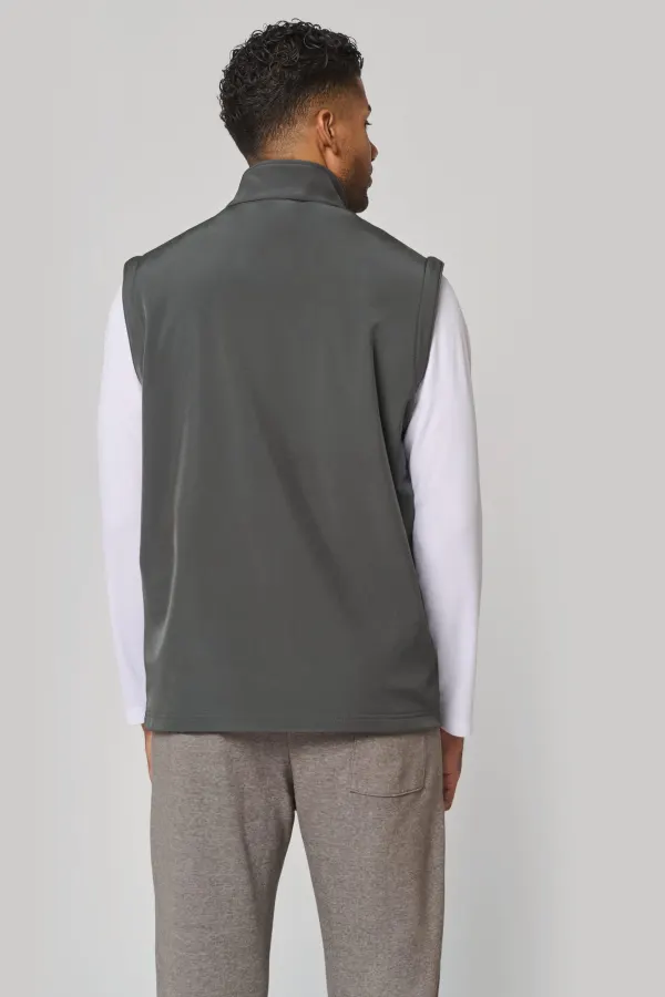 Veste softshell sport manches amovibles unisexe porté — vue 4