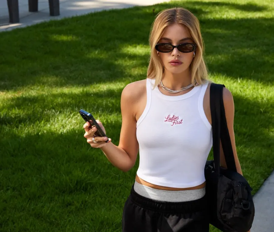 WOMEN'S MICRO RIB RACER TANK — Bella+Canvas personnalisable