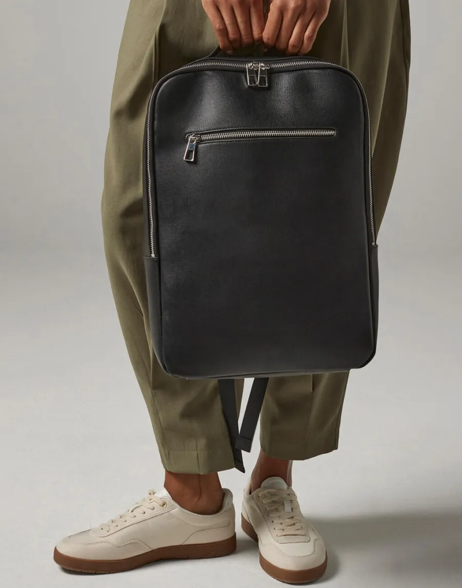 Tailored Luxe Backpack — Quadra personnalisable