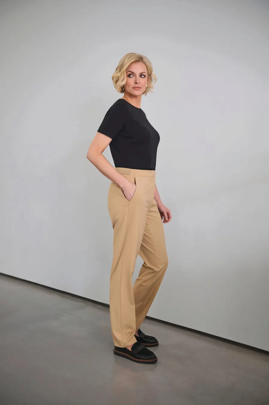 Pantalon femme Eleanor coupe slim — Brook Taverner personnalisable