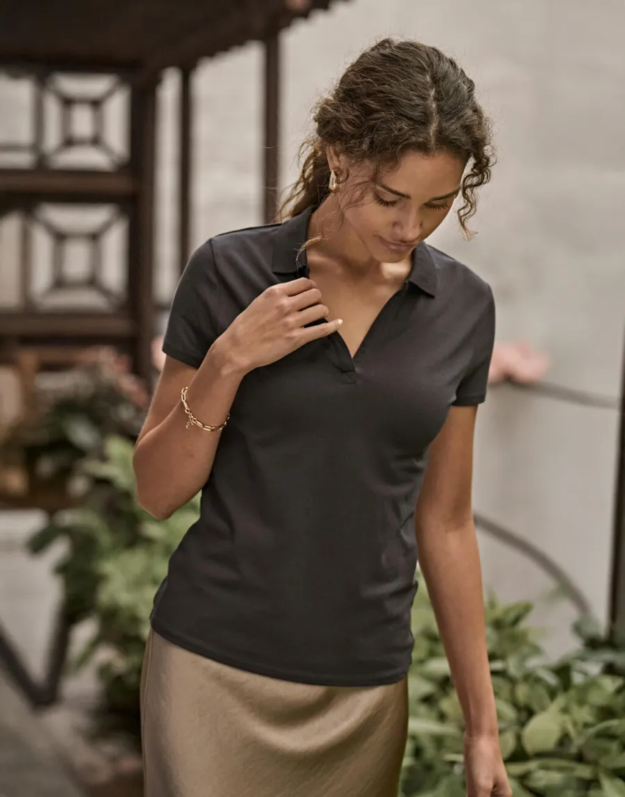 Women's Luxury Stretch V Polo — Tee Jays personnalisable