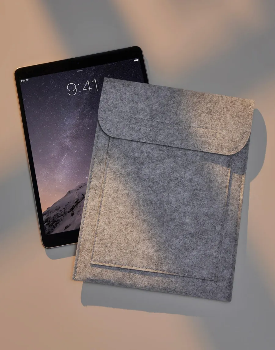 Felt iPad® Slip — Bagbase personnalisable