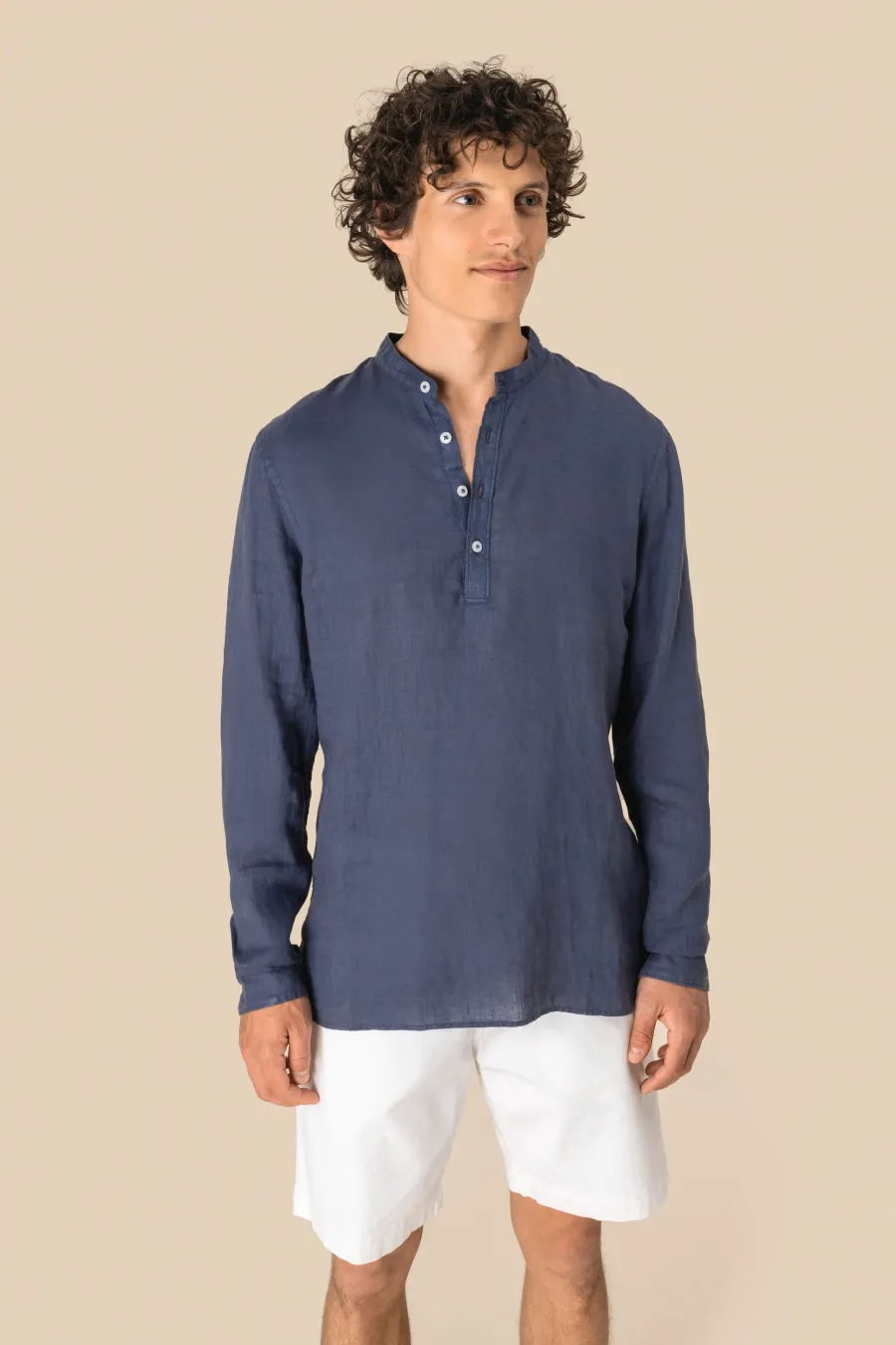 Chemise à col Mao délavée en lin homme — Spasso personnalisable