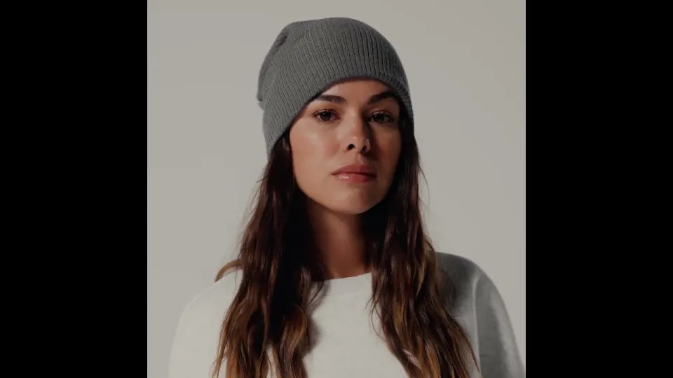 Vidéo du produit Slouch Beanie