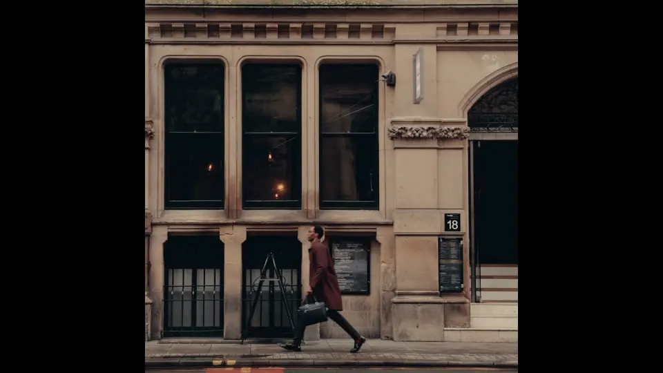 Vidéo du produit Tailored Luxe Briefcase